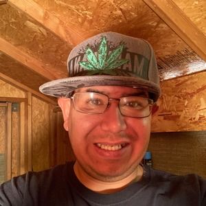 Meet your Posher, Cris